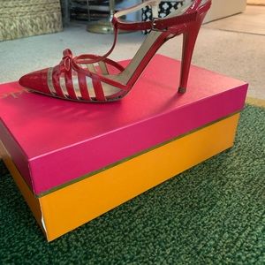 Kate Spade size 6-Patent leather red heels!
